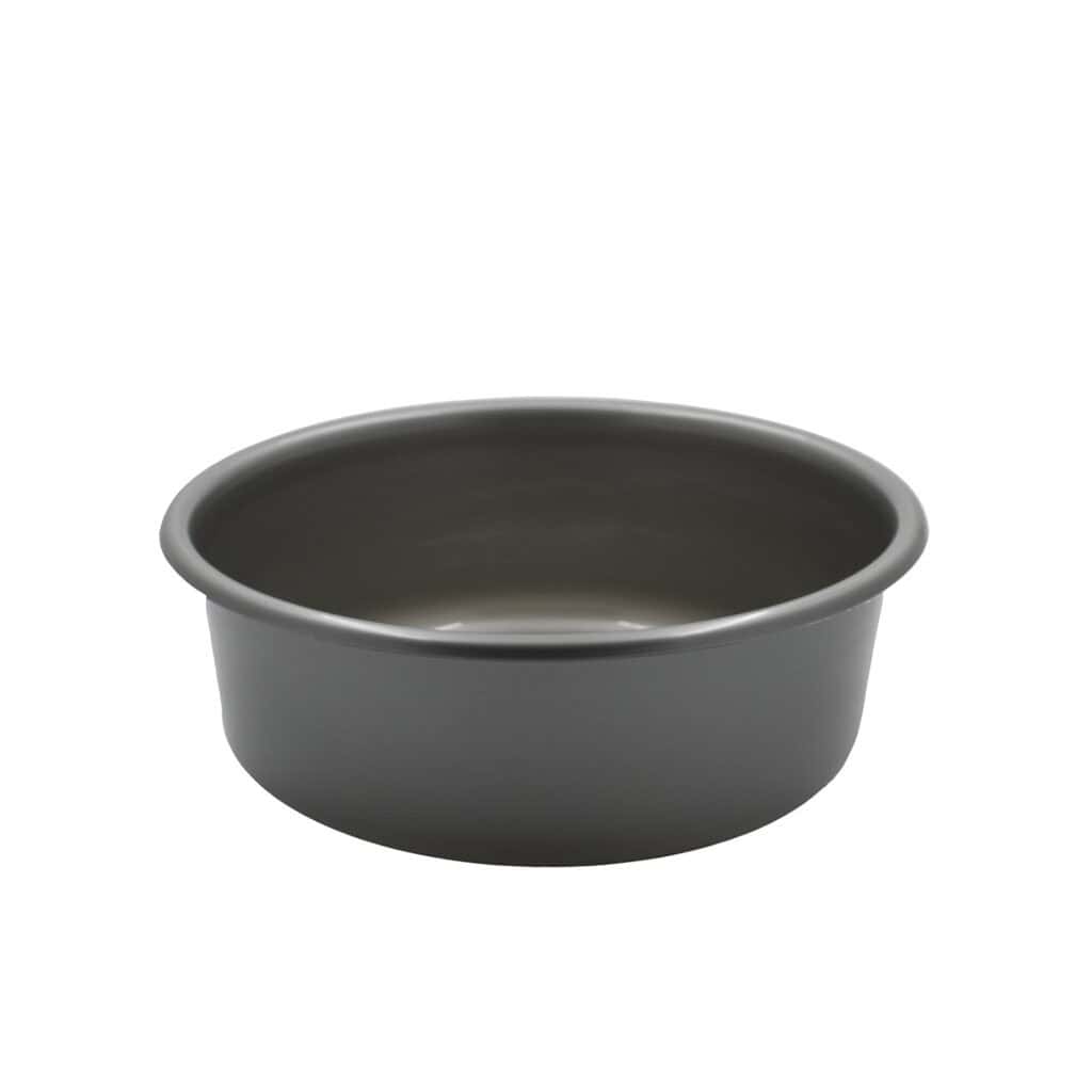 A plastic bowl with a capacity of 9 litres for kitchen and household use. Durable and easy to clean, suitable for storing and preparing food.